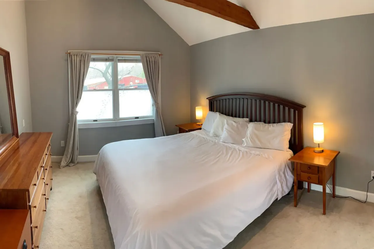 Loft Hideaway in Falmouth Village 6