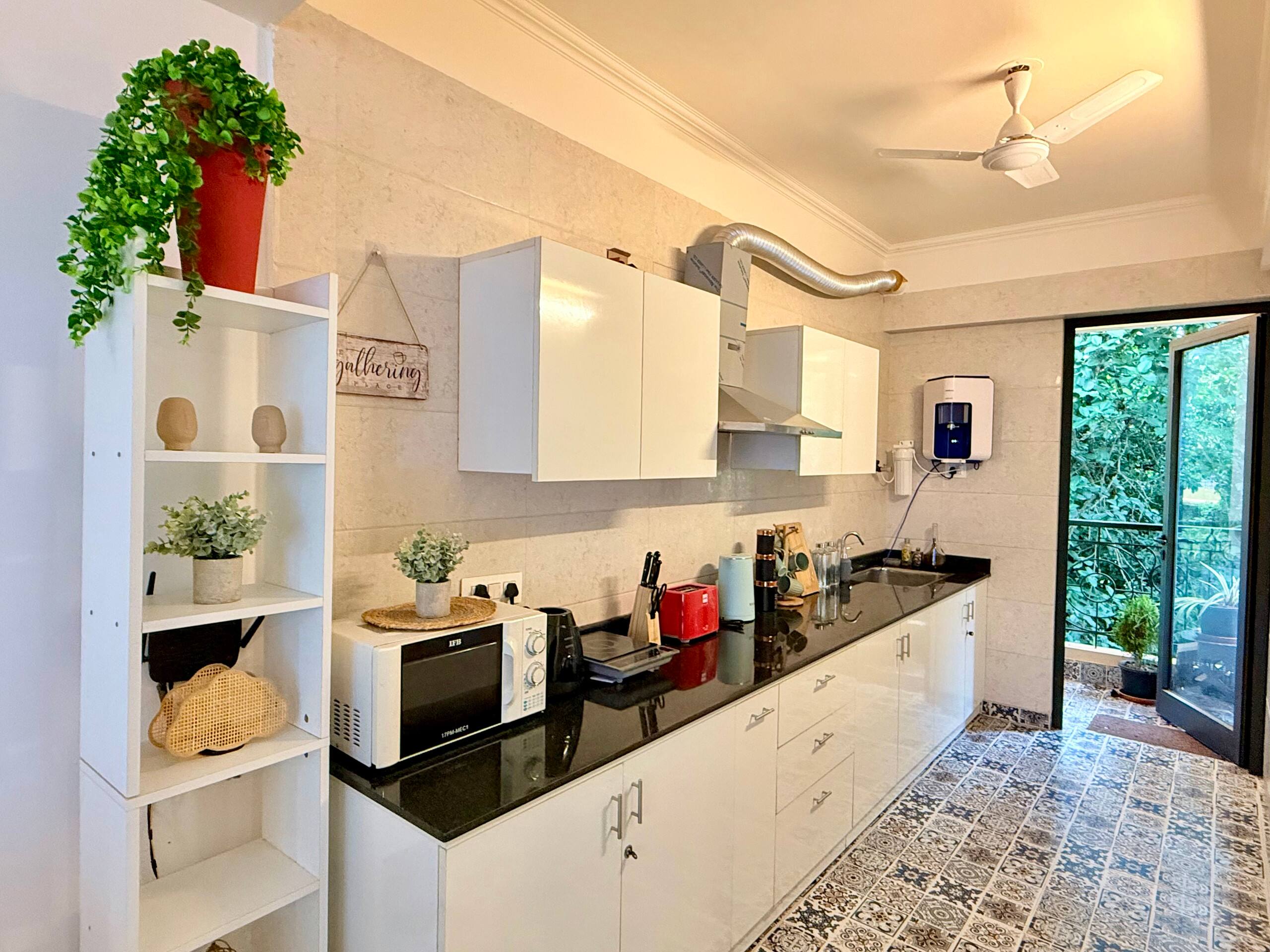Pool & Hill View 2BHK | 8 min to Thalassa 16
