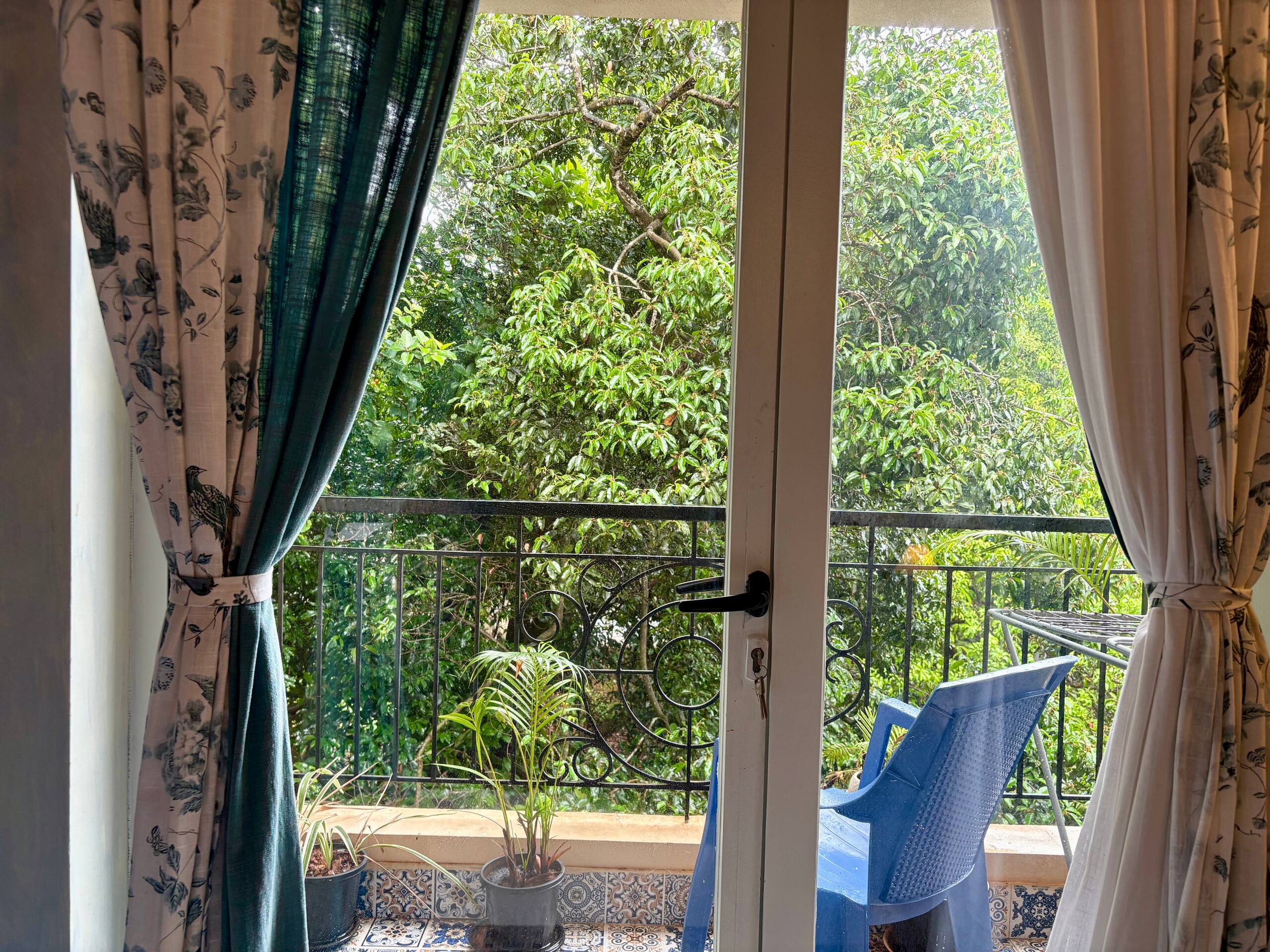 Pool & Hill View 2BHK | 8 min to Thalassa 23