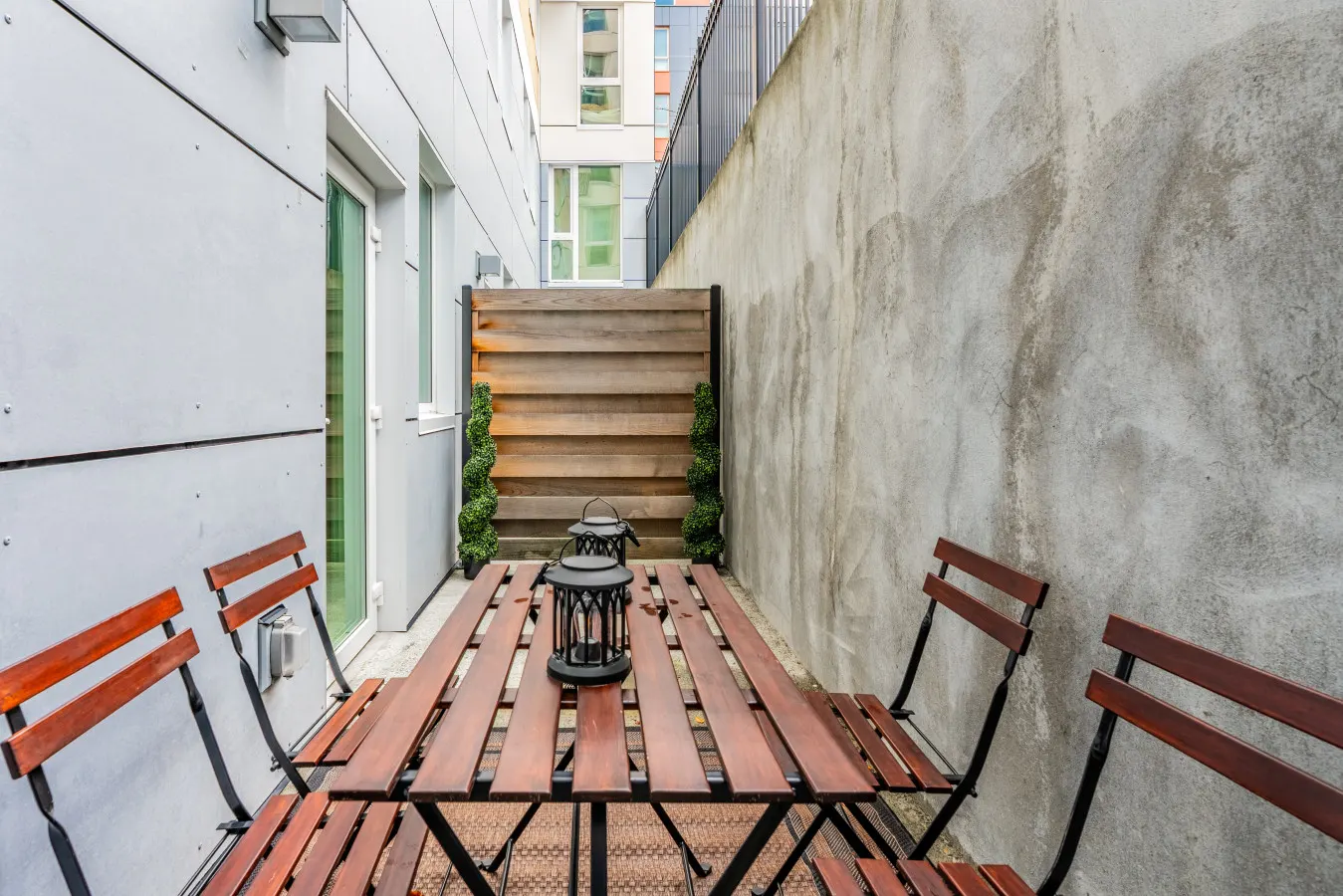 Queen Anne Apartment- Spacious, Walkable, Rooftop Views 18