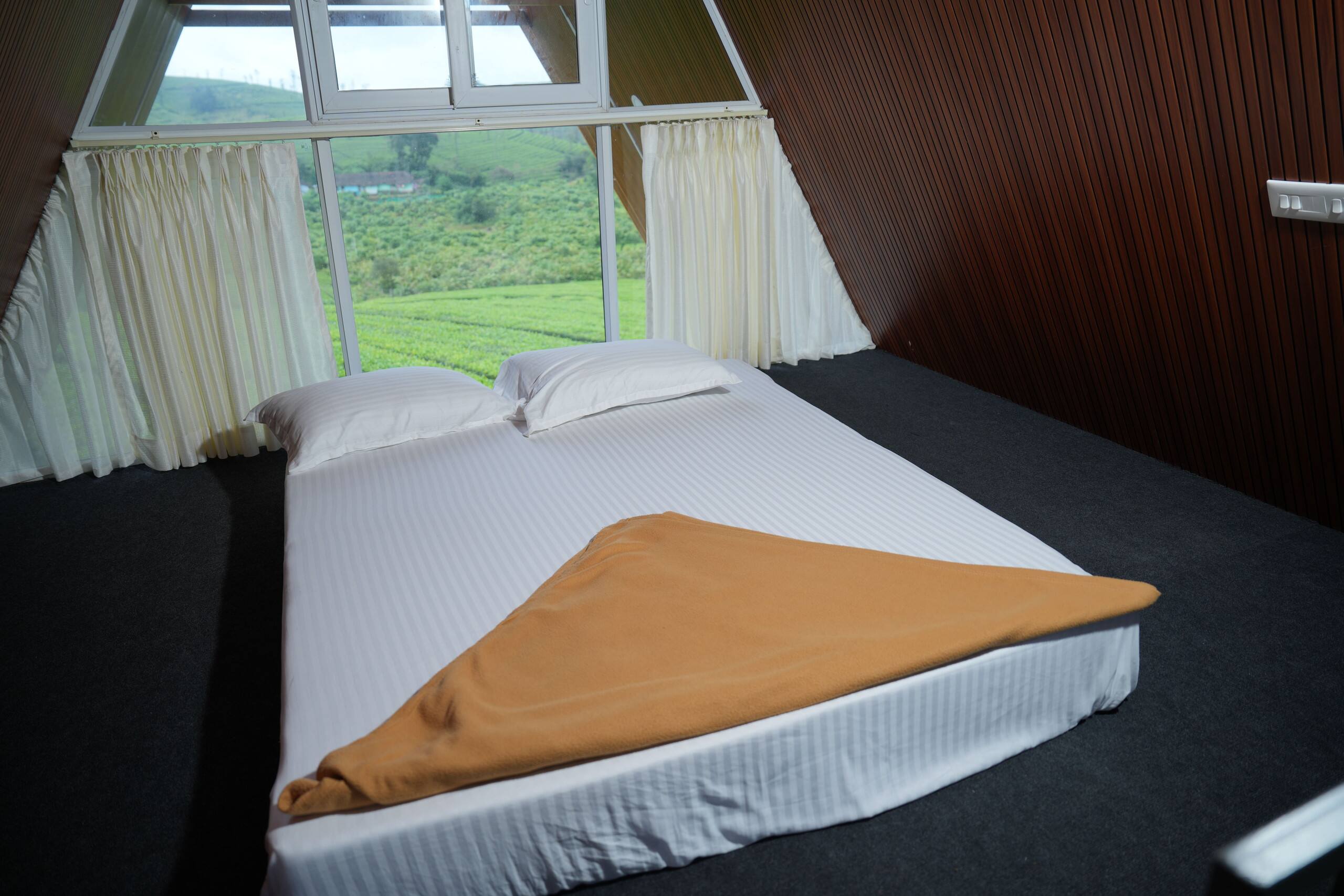 Kudaram County Resort 31