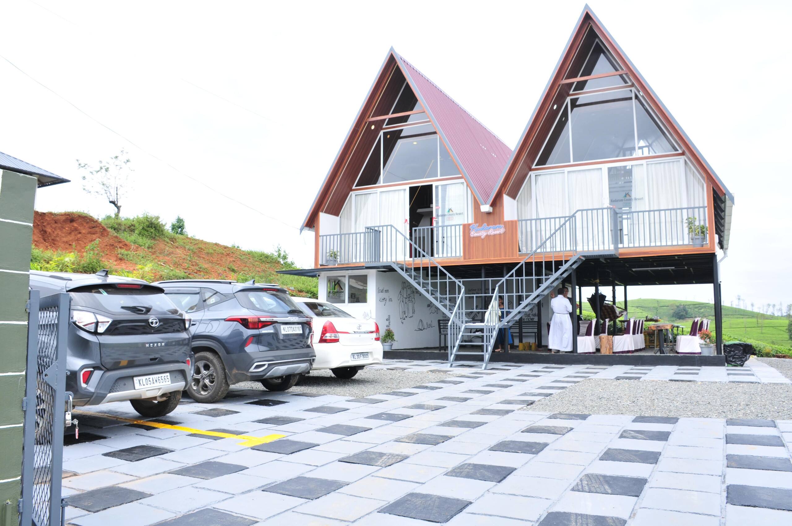 Kudaram County Resort 1