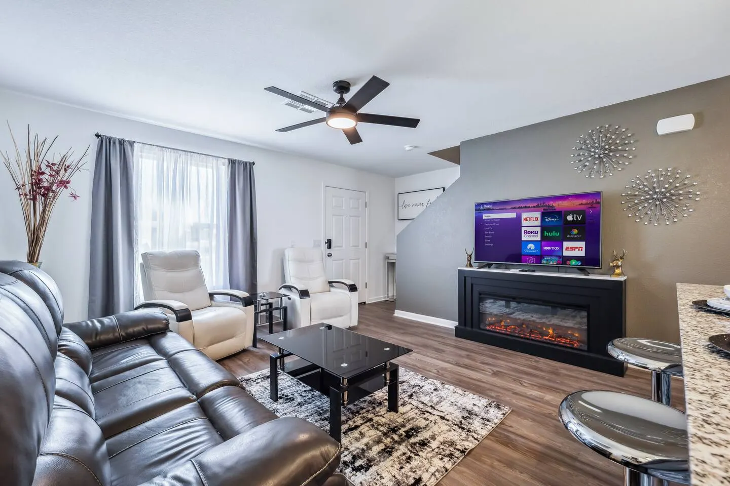 New Build 4bd Theater Views Gym Sleeps 10 6