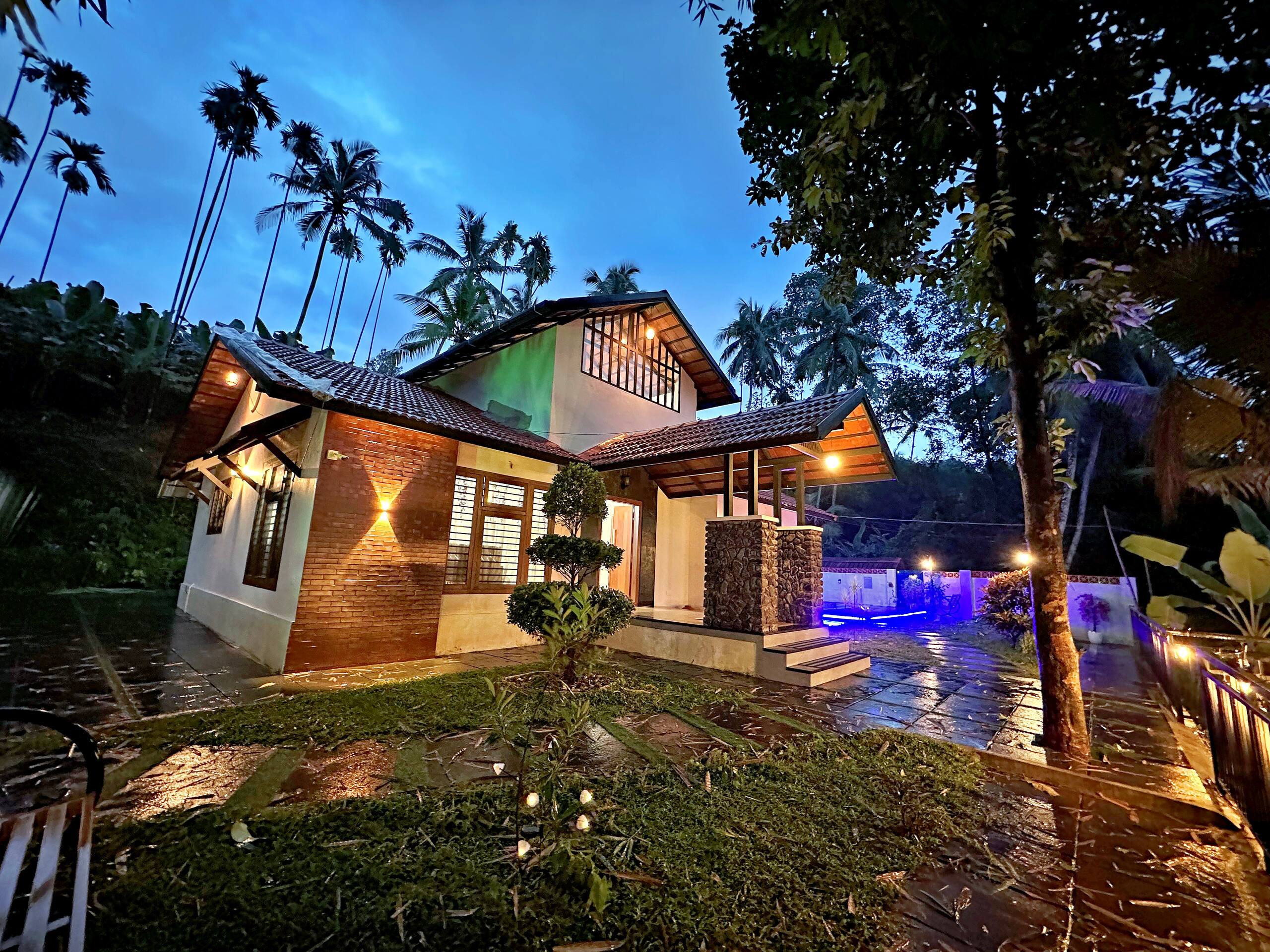 BougainVilla-farmhouse.thusharagiri,Kakkadampoyil 21
