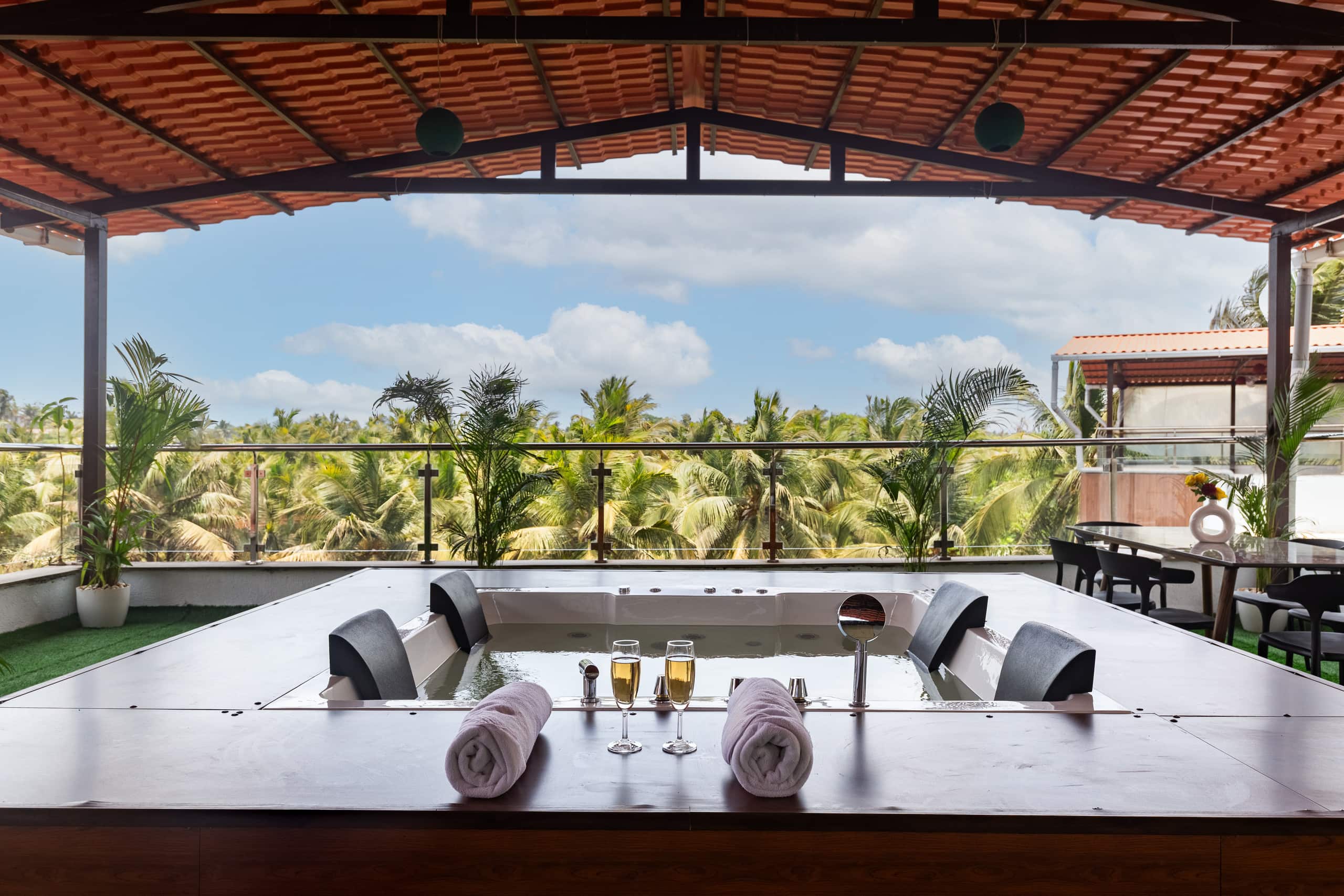 Galexa by AlohaGoa – 3-Bedroom Jacuzzi Penthouse – Anjuna