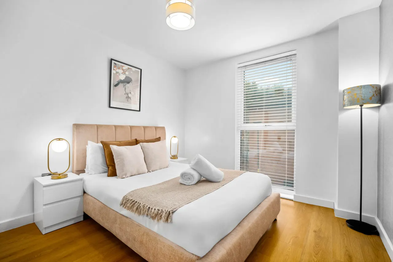 Stylish Two Bedroom Apartment - Jewellery Quarter 9