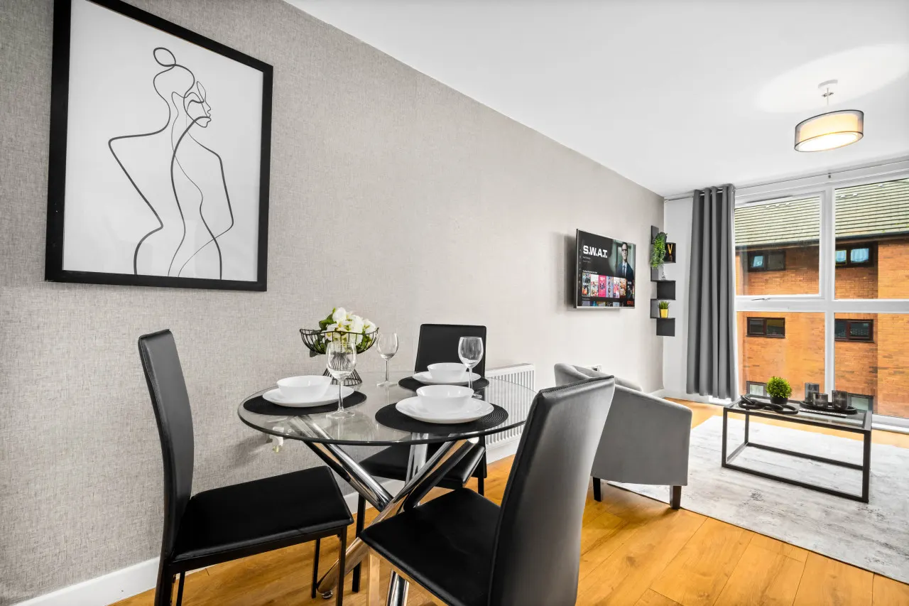 Stylish Two Bedroom Apartment - Jewellery Quarter — photo 4
