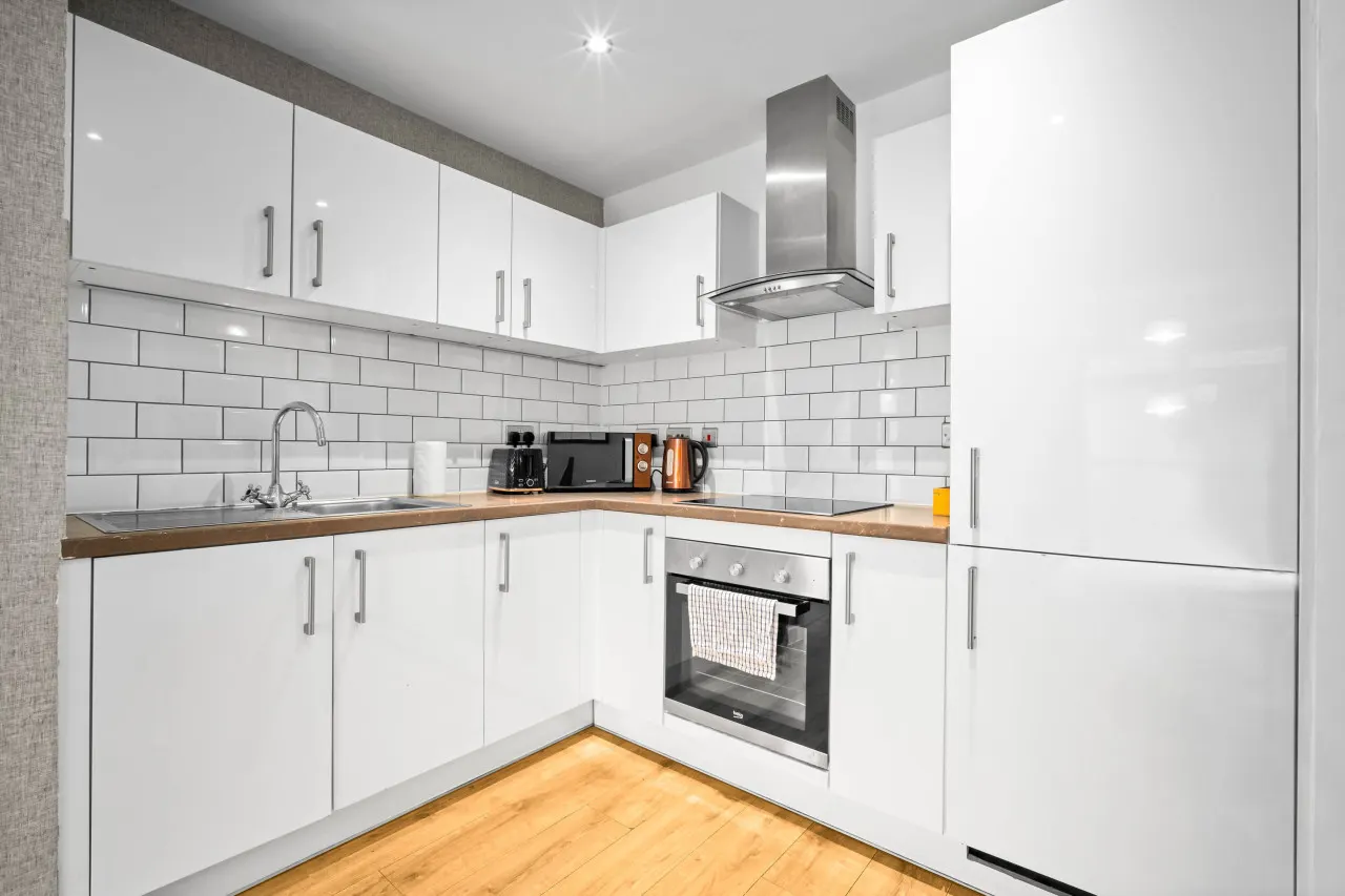 Stylish Two Bedroom Apartment - Jewellery Quarter — photo 5