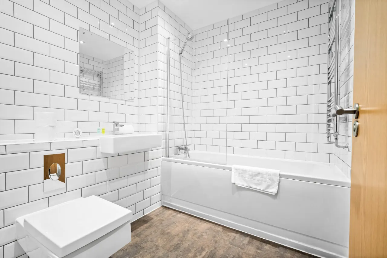 Stylish Two Bedroom Apartment - Jewellery Quarter 6