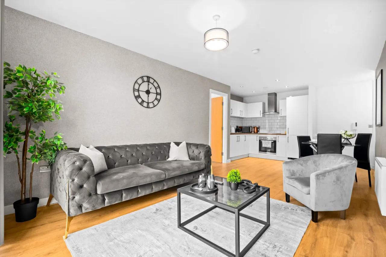 Stylish Two Bedroom Apartment - Jewellery Quarter 7