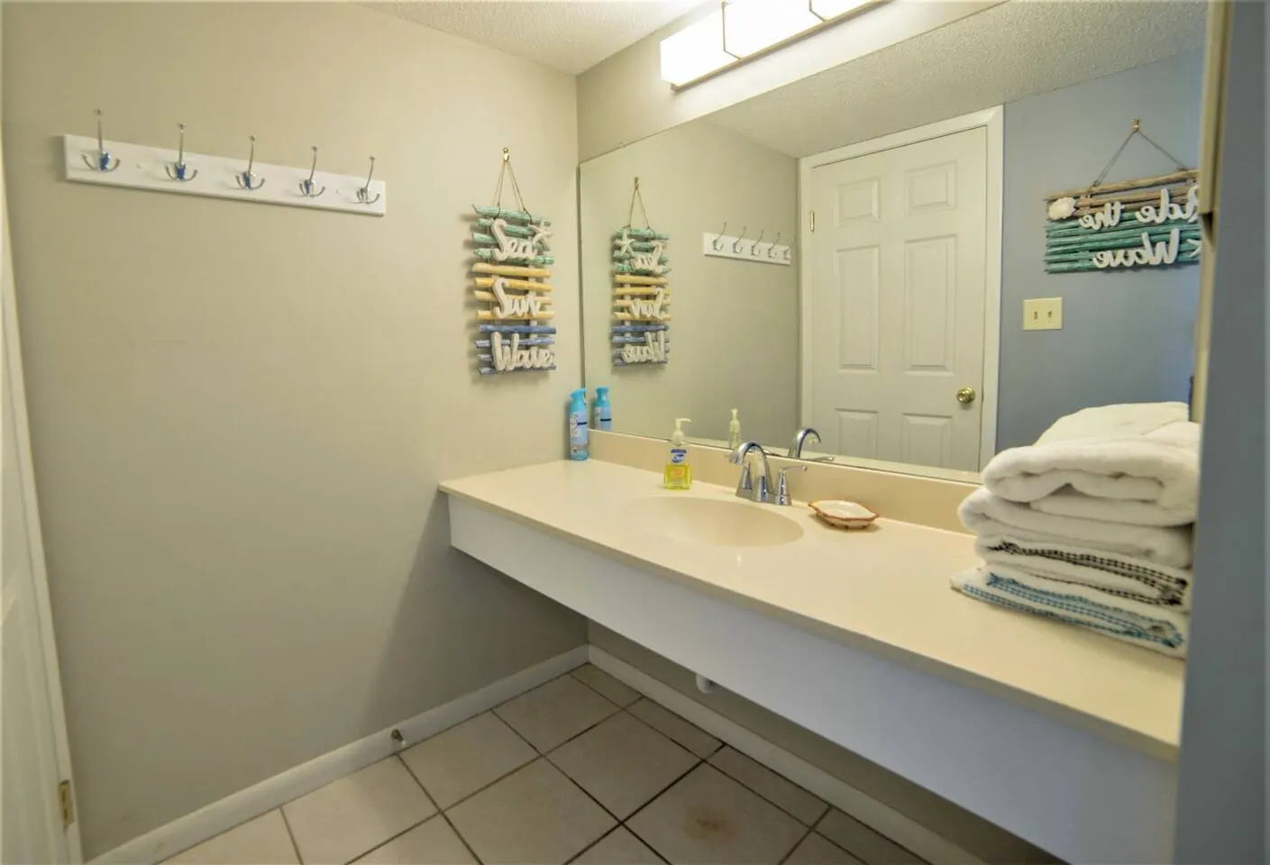 D-502 Fantastic 2BR 2Bath at the Dunes of Panama 8