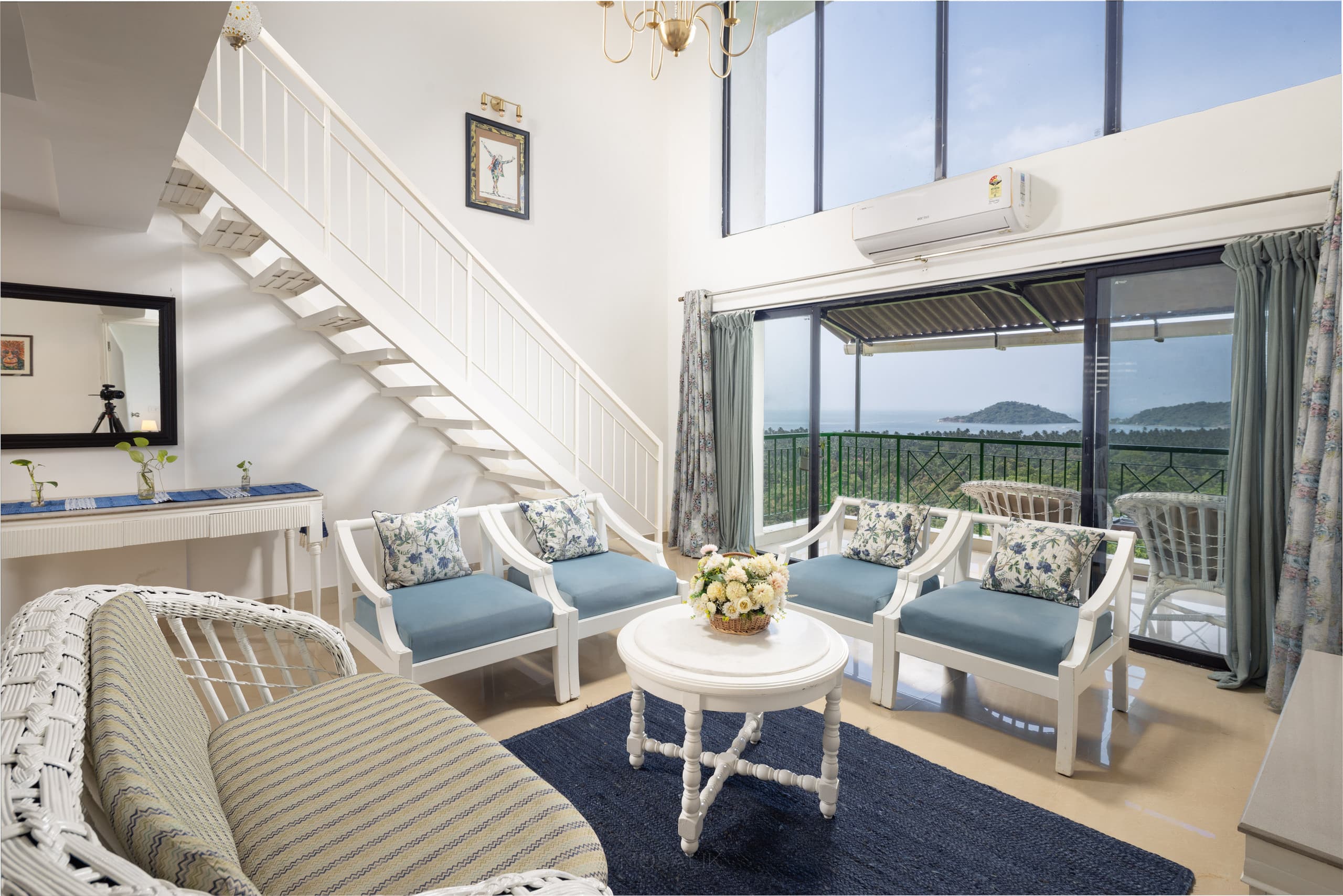 The Azure Penthouse | 3BR with Endless Sea Views — photo 2