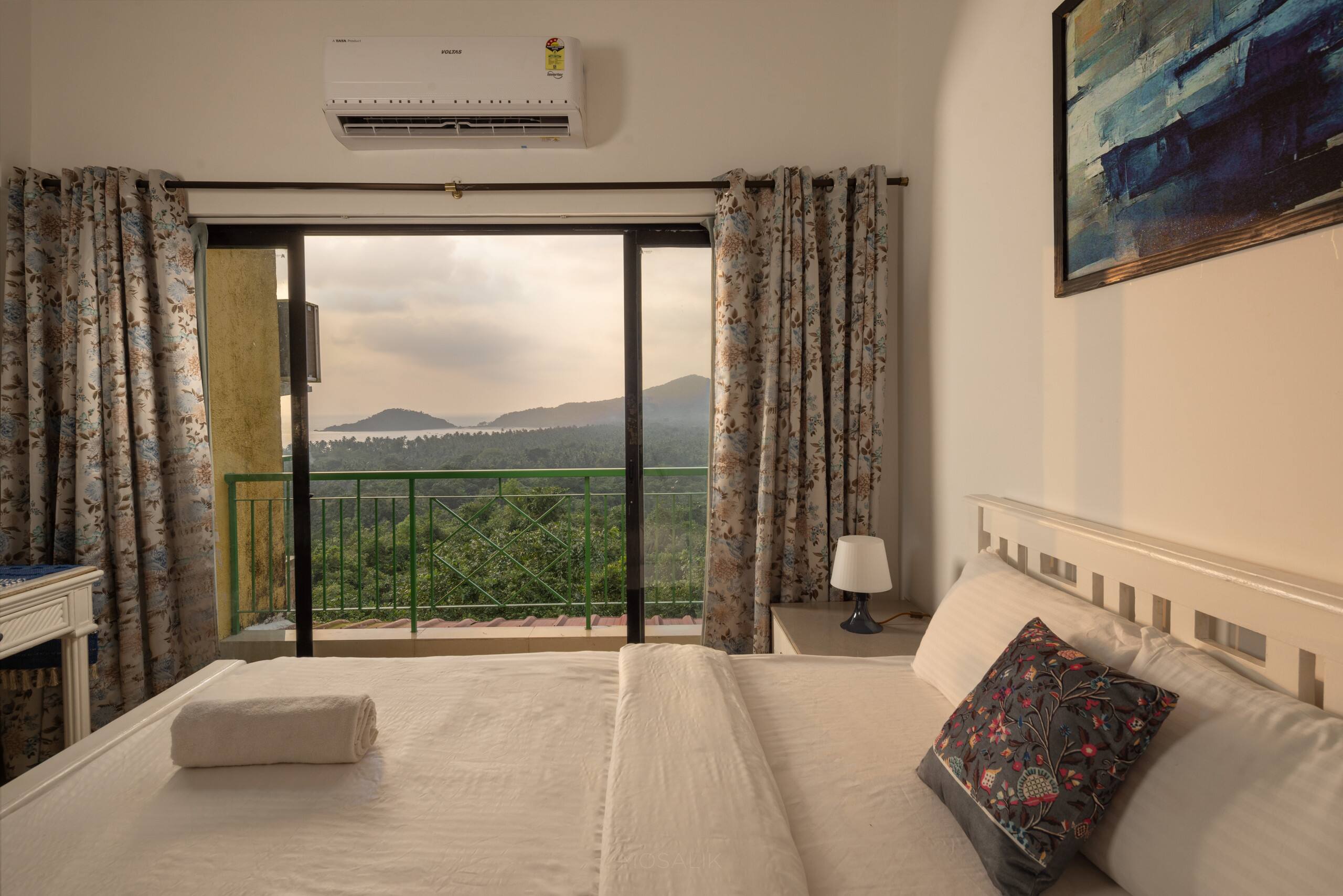 The Azure Penthouse | 3BR with Endless Sea Views 7