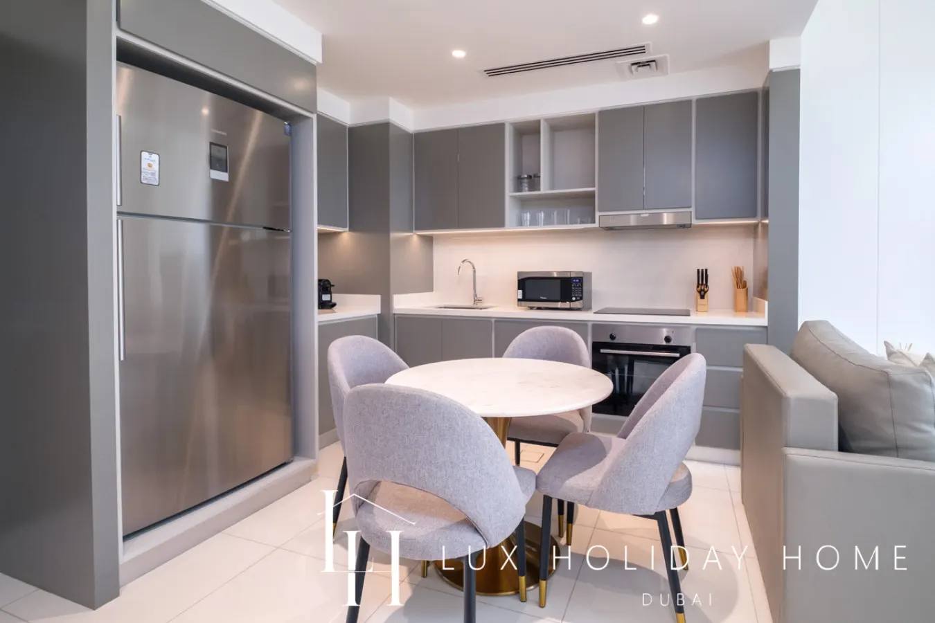 LUX The Luxury Sunrise Beachfront Suite 2 15