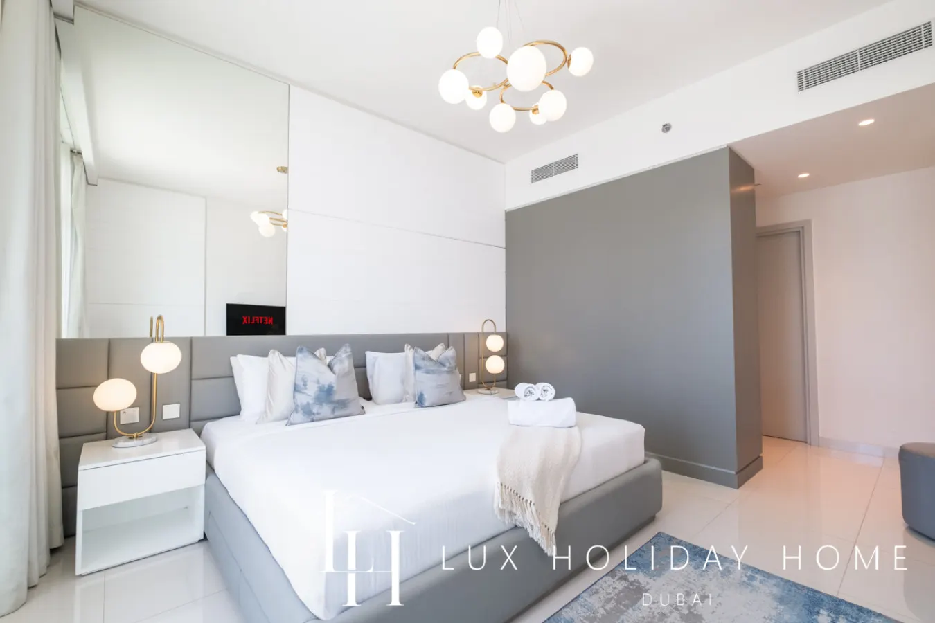LUX The Luxury Sunrise Beachfront Suite 2 20