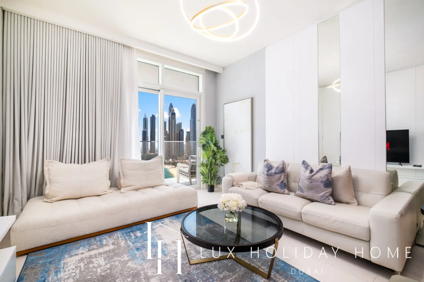 LUX | The Luxury Sunrise Beachfront Suite 2 — photo 4