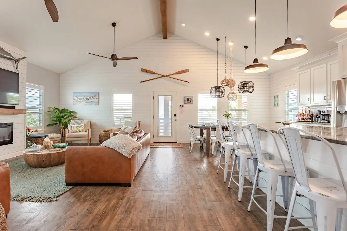 Shore Dream-Game Room/Community Pool/Mins to Beach 7