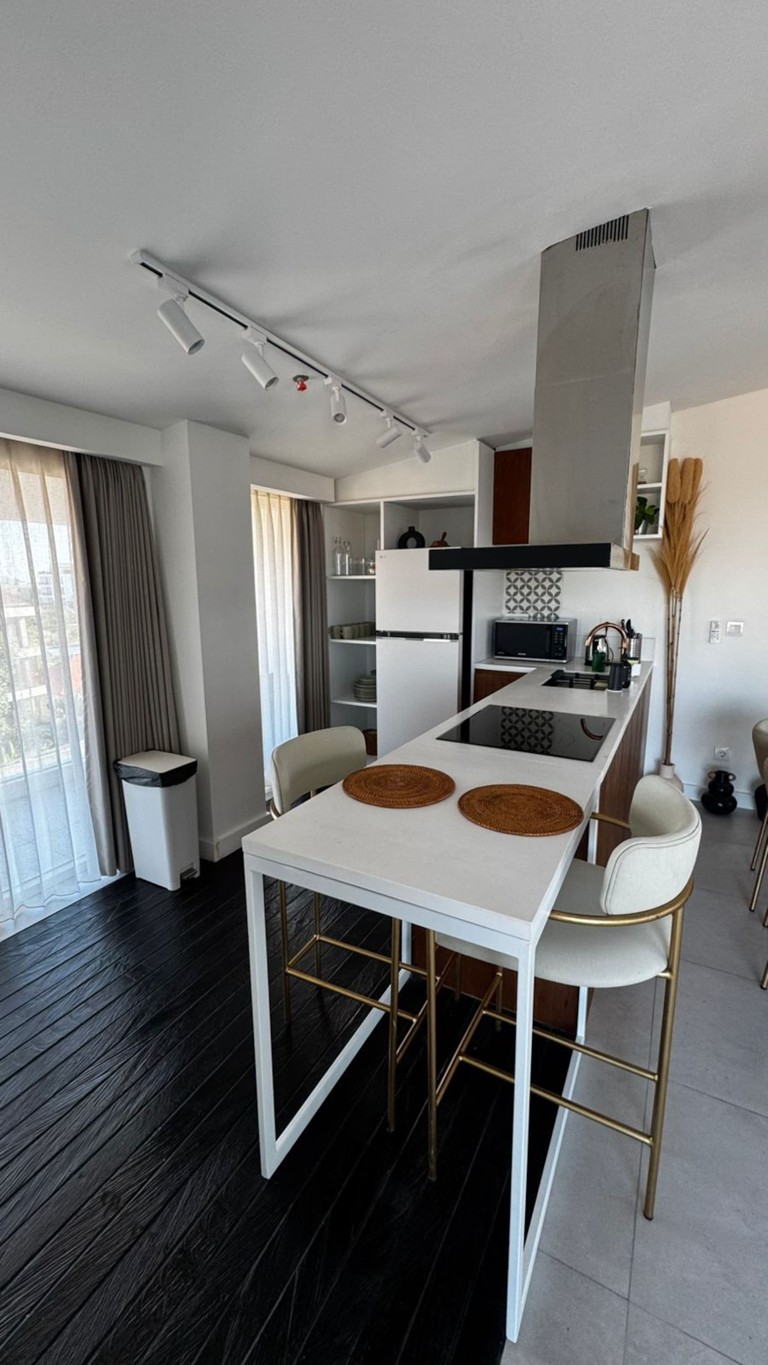 Modern Penthouse, Changu, best view, Concierge