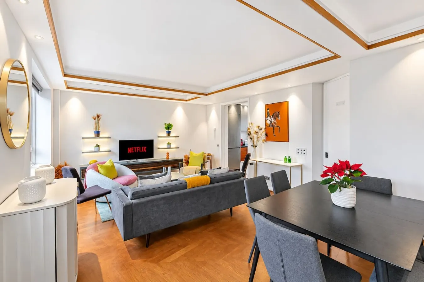 Stylish Chelsea Home - Elevator & Best Location 9