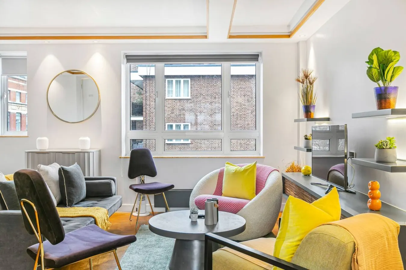 Stylish Chelsea Home - Elevator & Best Location 18
