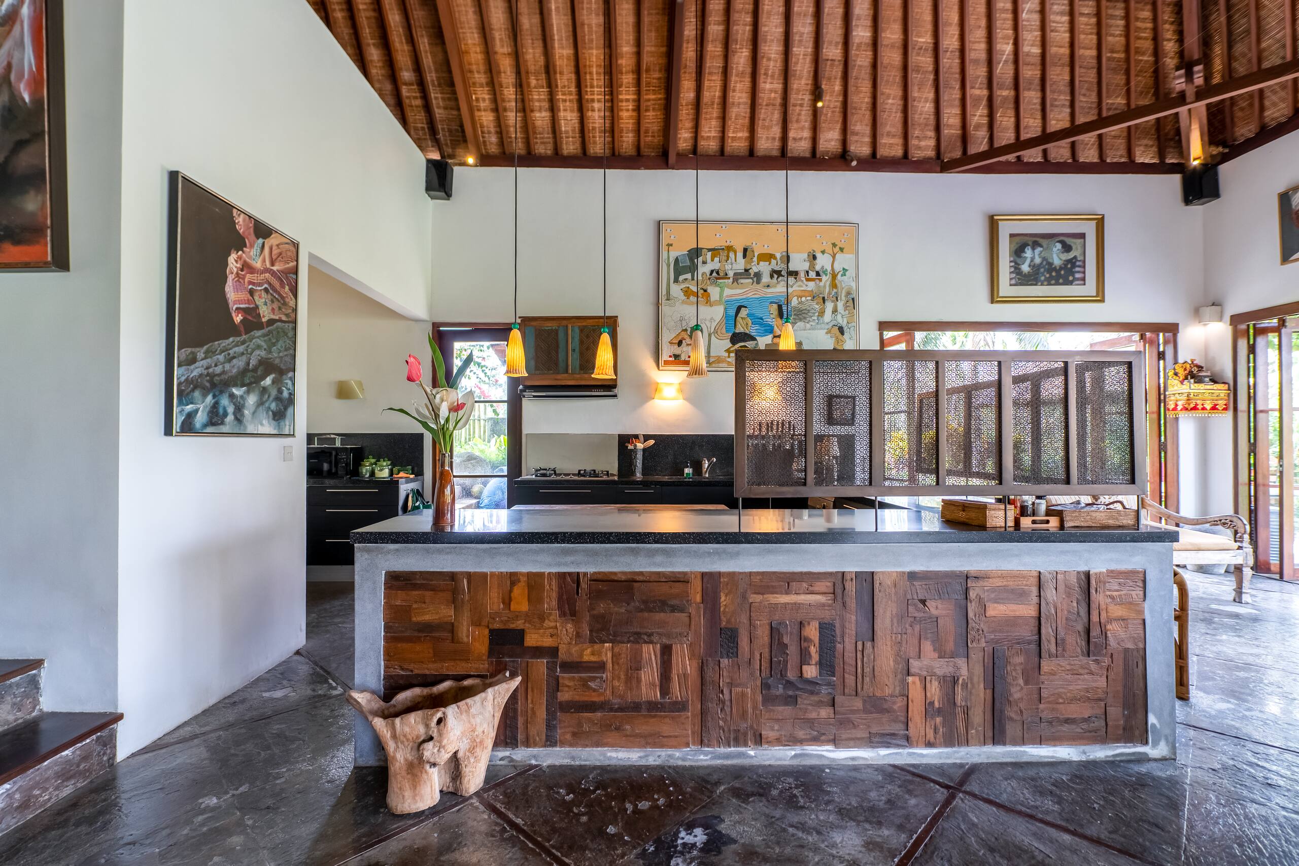 Lush Garden 4BR Luxury Villa • Epic Views 12