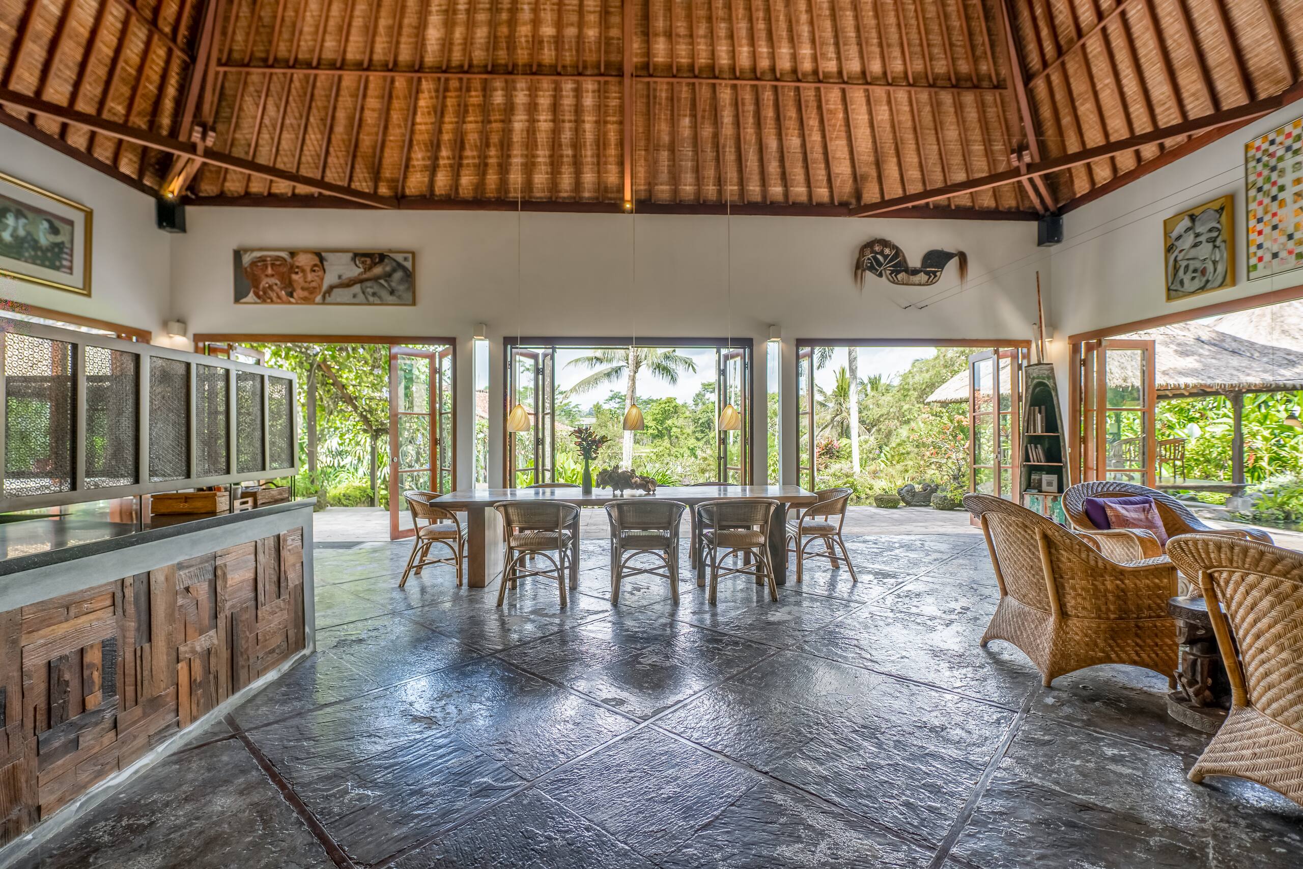 Lush Garden 4BR Luxury Villa • Epic Views 14