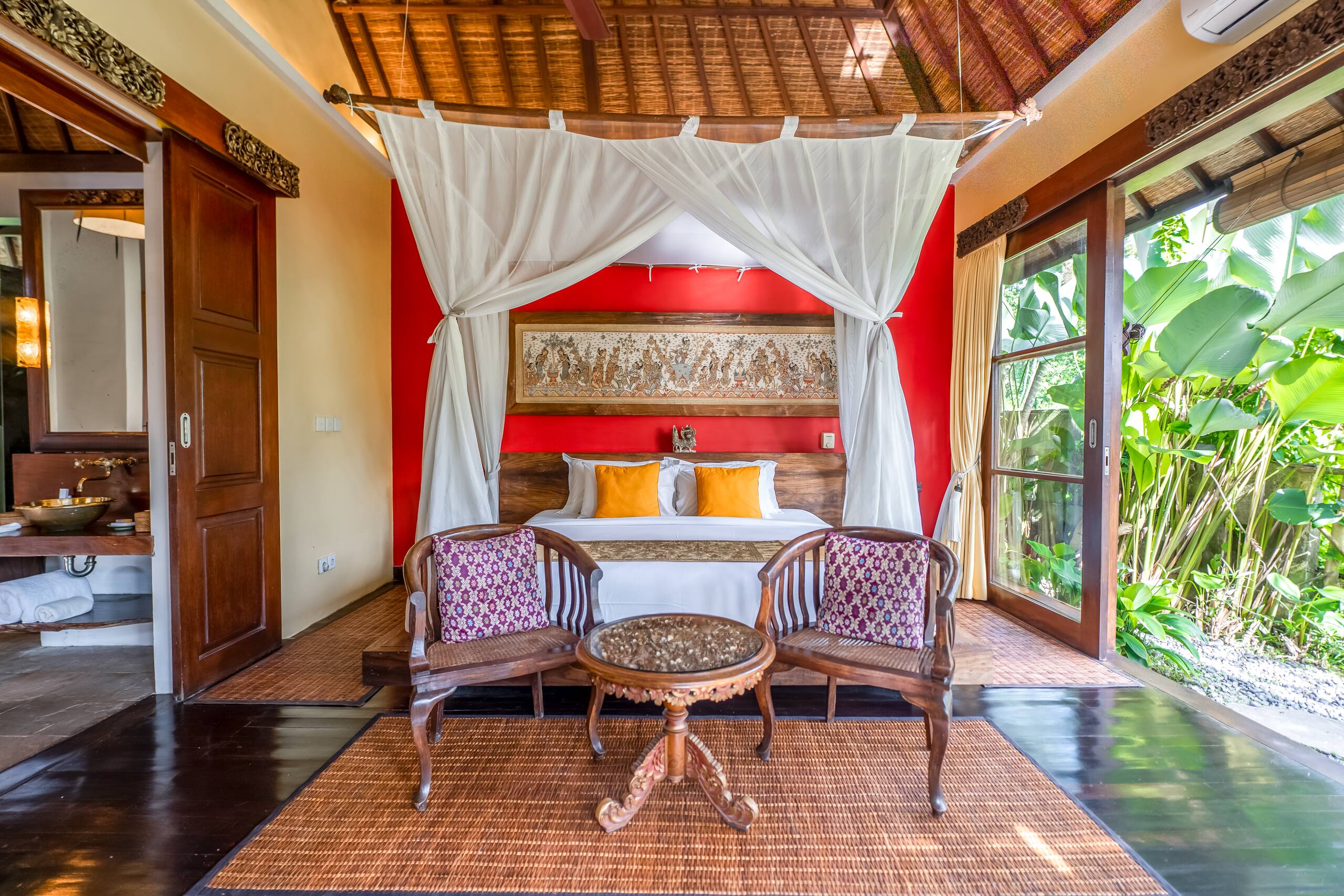 Lush Garden 4BR Luxury Villa • Epic Views 25