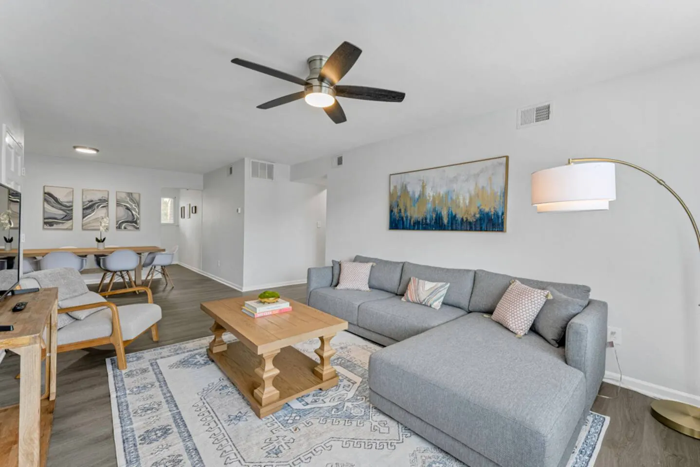 Spacious 3BR Near Oceanfront • Extended Stay