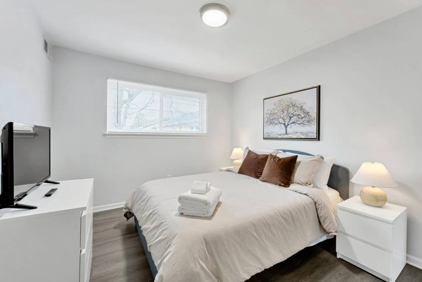 Spacious 3BR Near Oceanfront Extended Stay 12