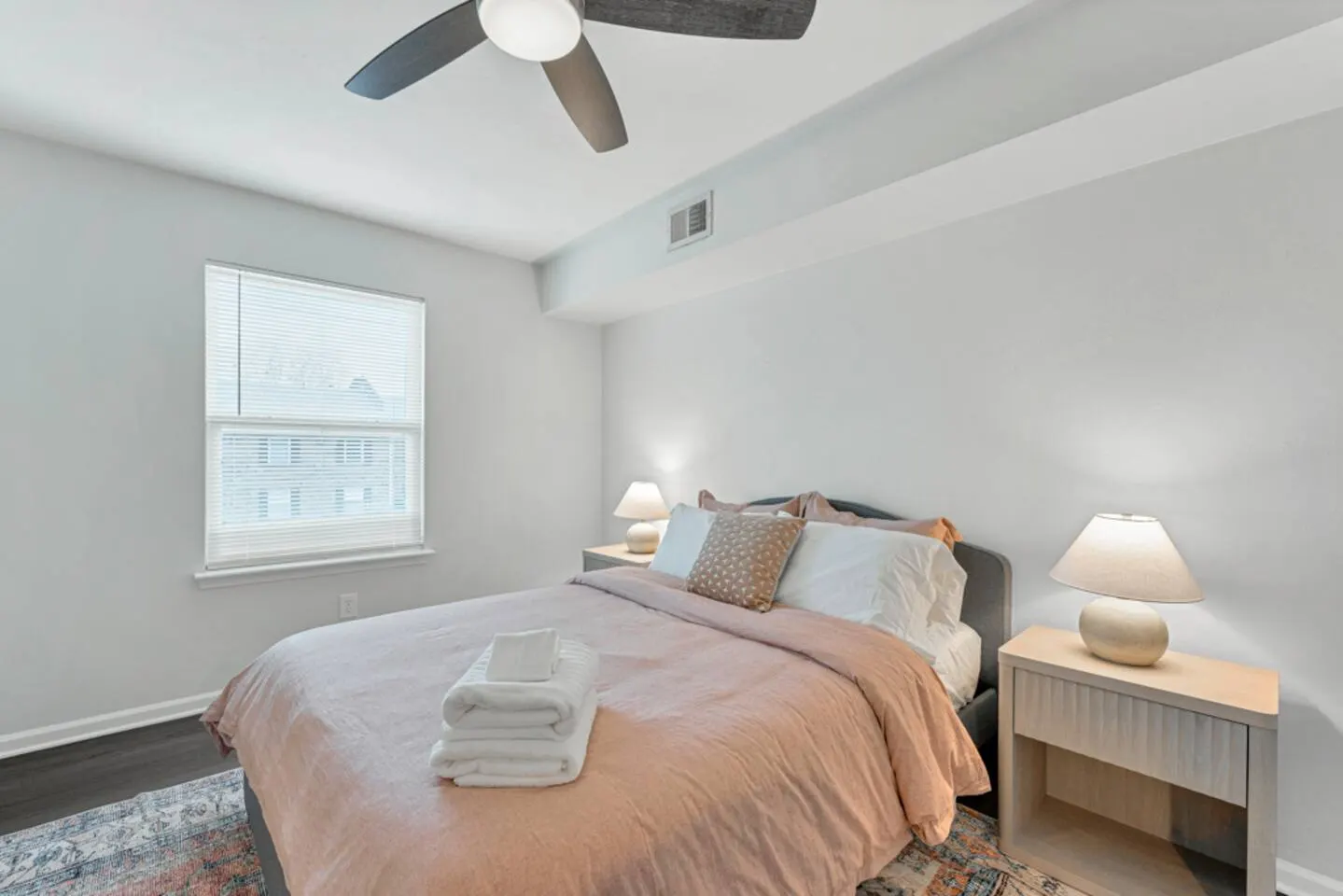 Spacious 3BR Near Oceanfront Extended Stay 16