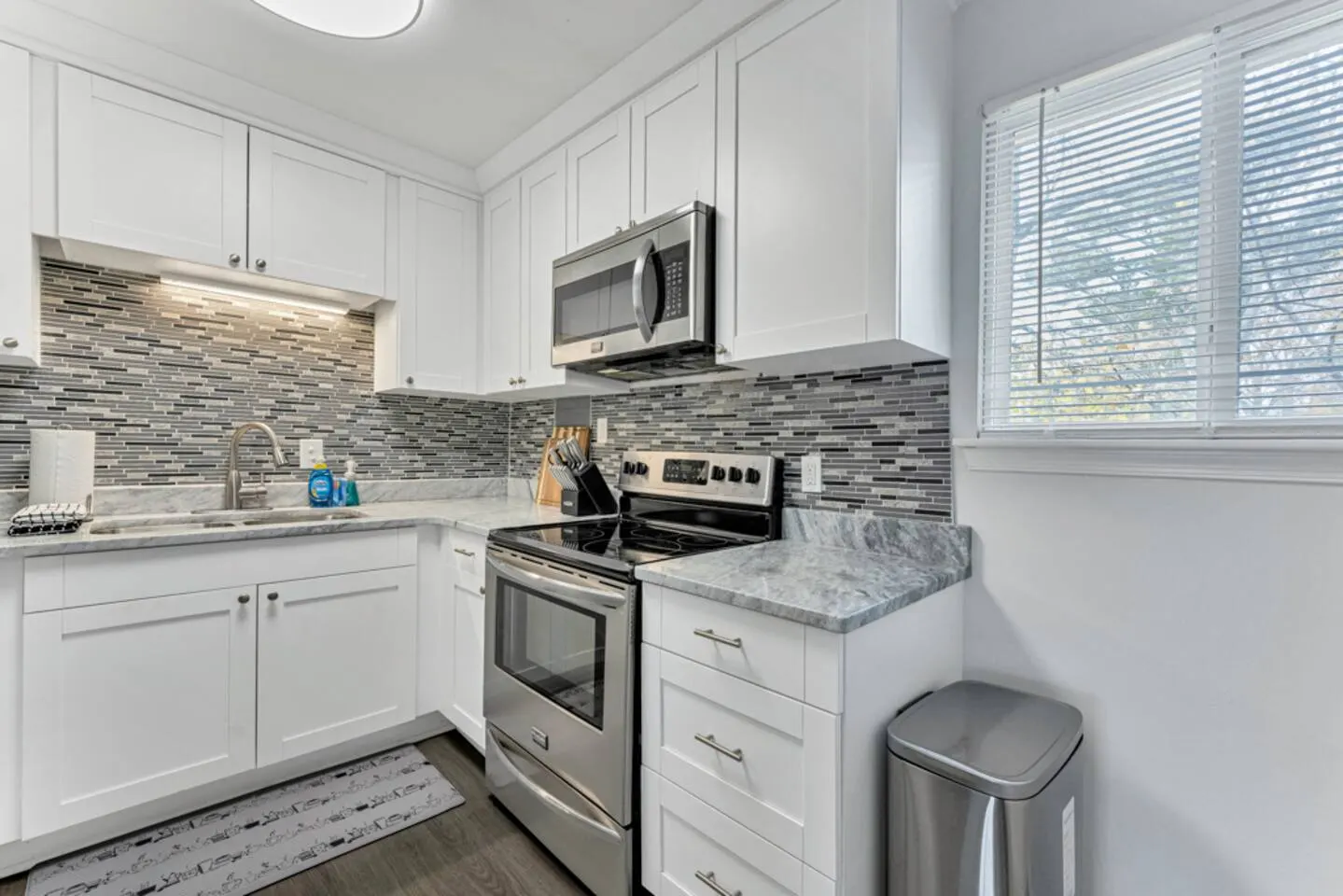 Spacious 3BR Near Oceanfront Extended Stay 8