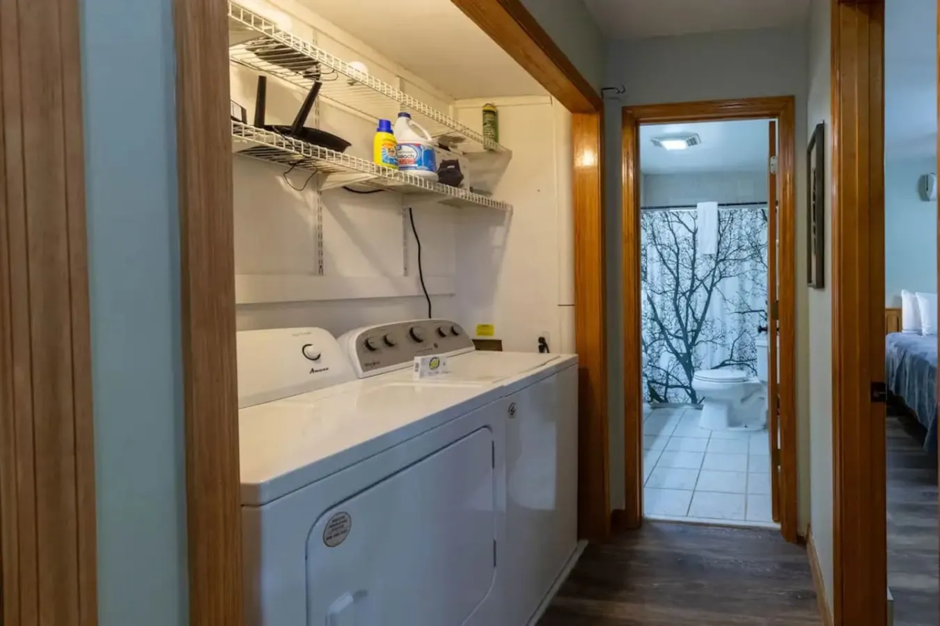 Crashing Creek Cabin Hot Tub w/ Mtn Views & King 14