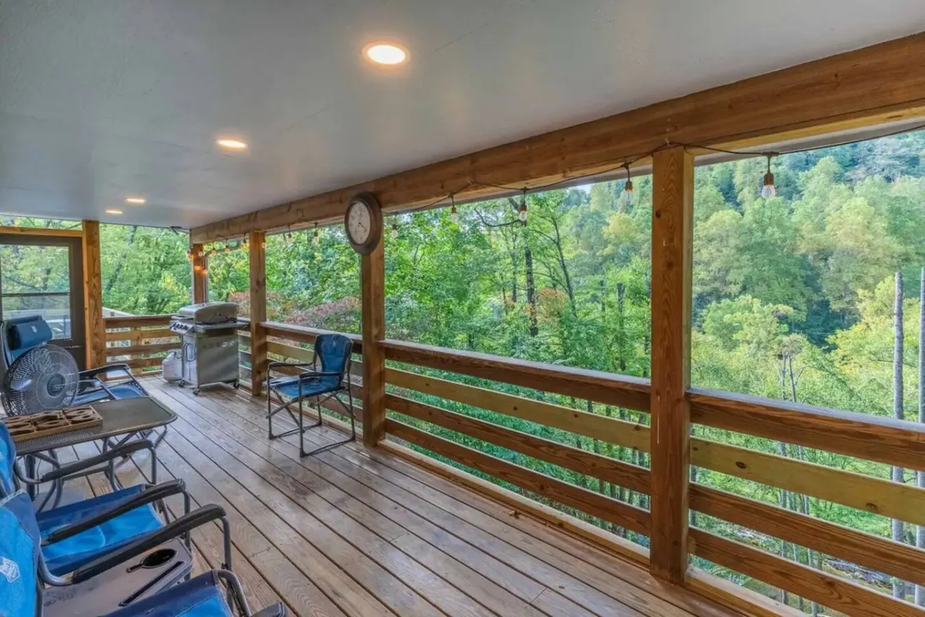 Crashing Creek Cabin Hot Tub w/ Mtn Views & King 17