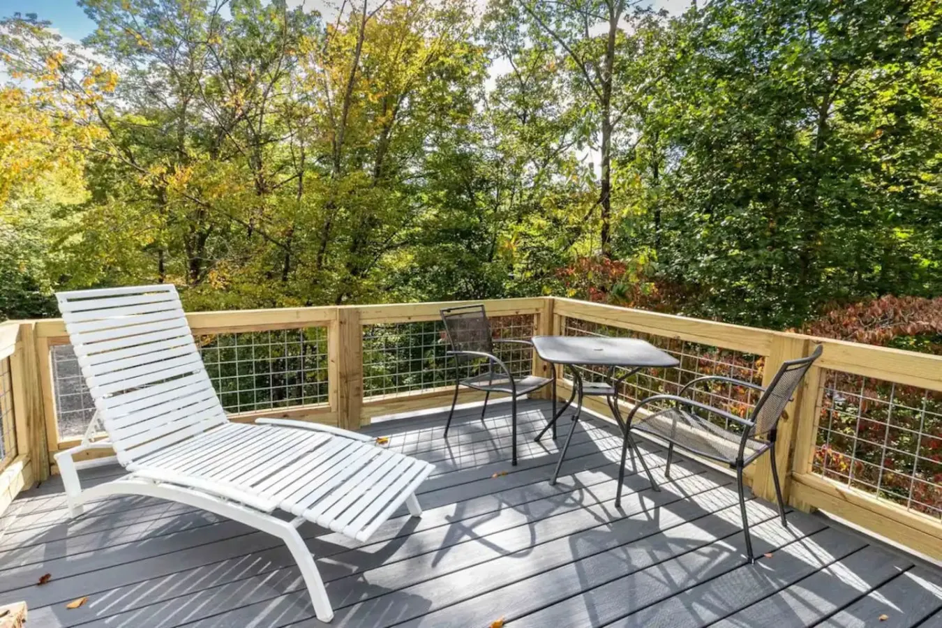 Crashing Creek Cabin | Hot Tub w/ Mtn Views & King — photo 3
