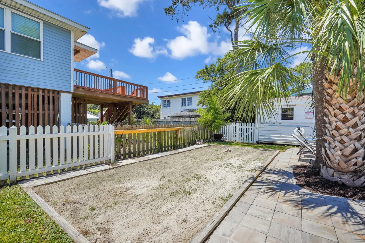 The Mary Ann: 3BR Beach House, Private Pool 19