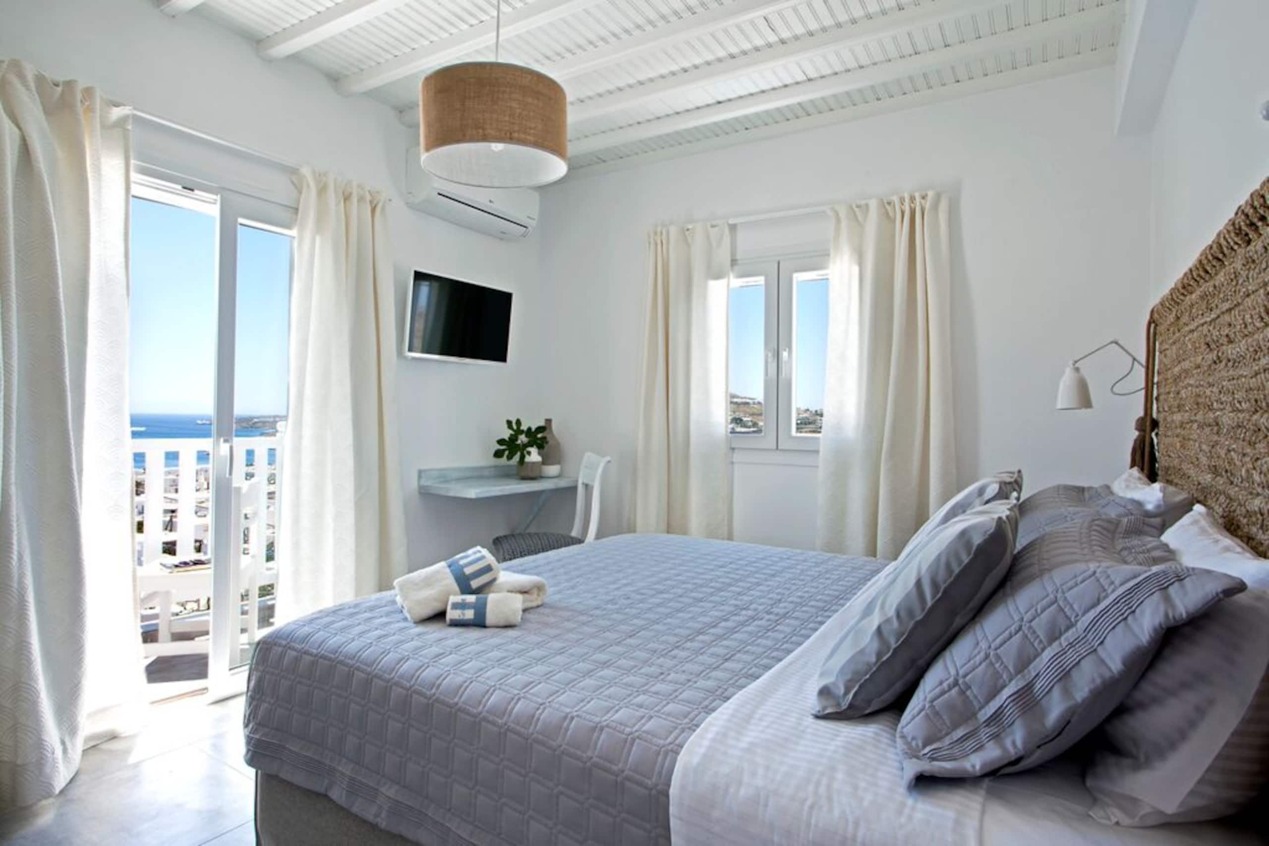 SeaView Private Villa Amperian Orno Beach w Hottub 7