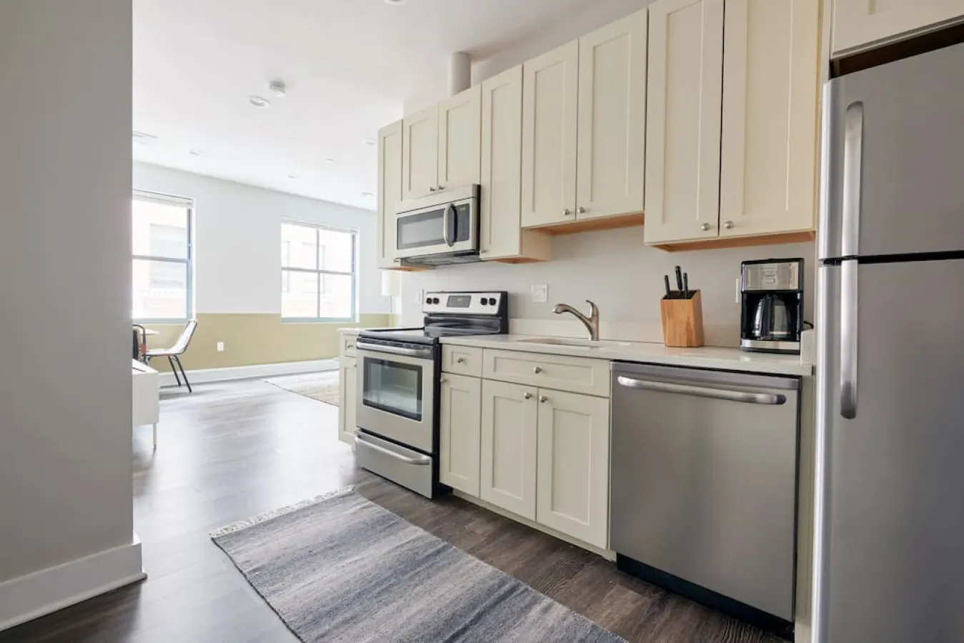 Spacious 1br In Boston FIDI Close to T! 10