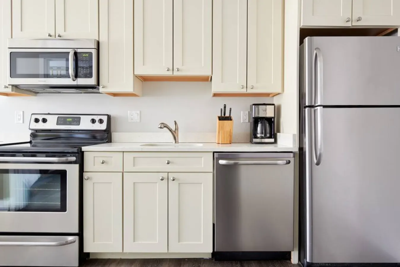Spacious 1br In Boston FIDI Close to T! 8