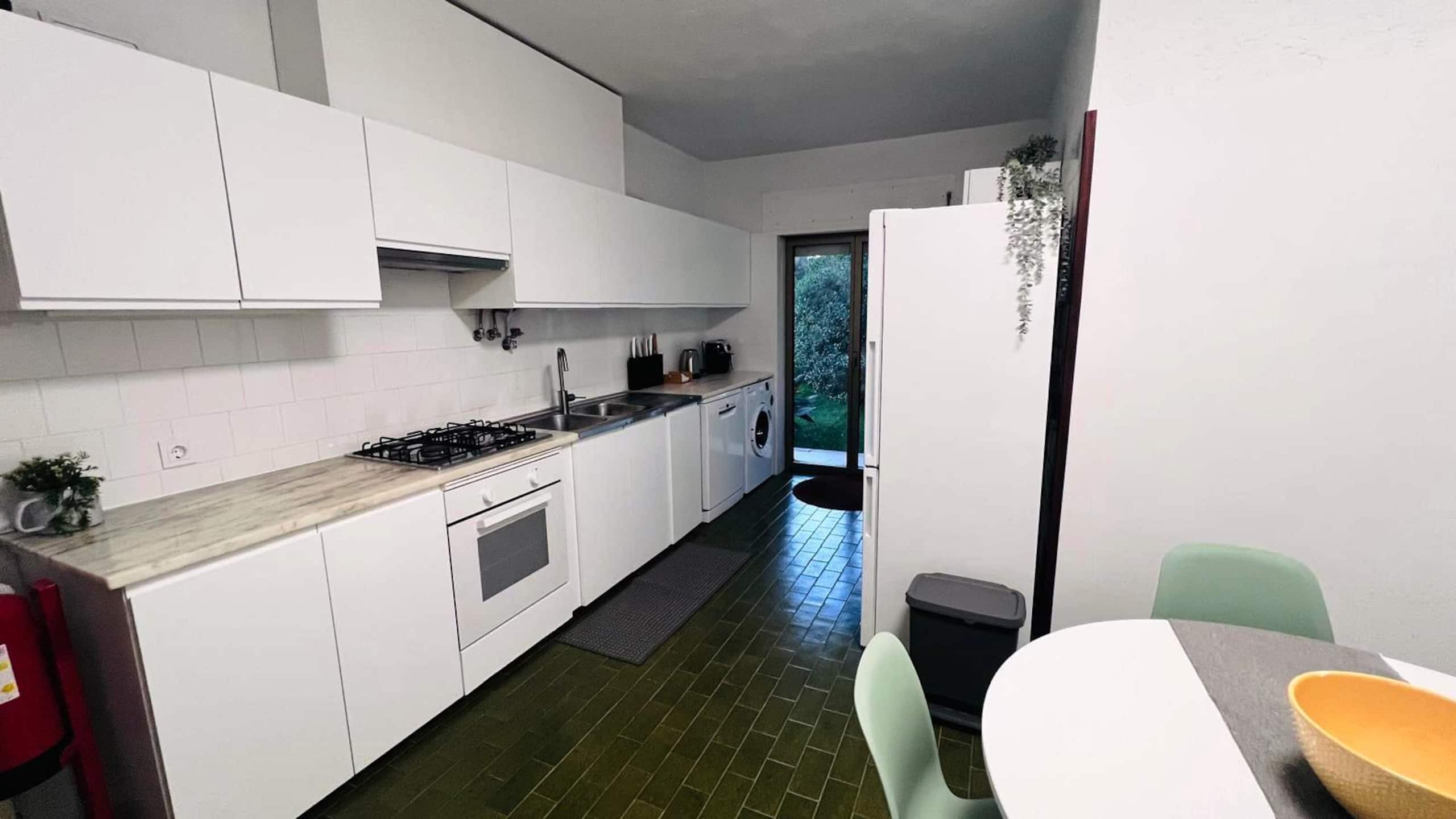Garden House 16