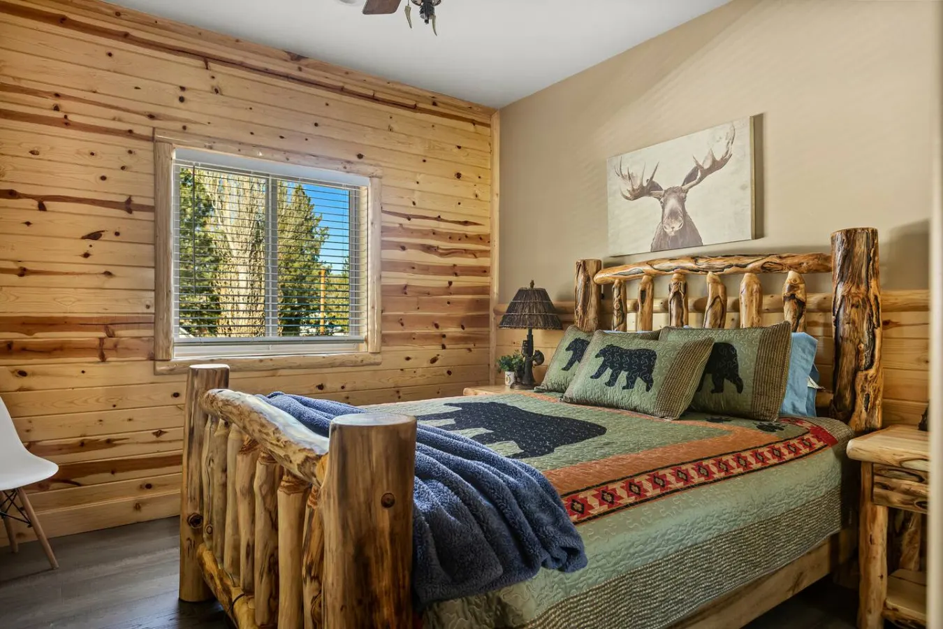 High Altitude Modern Retreat, Game Room & Hot Tub 20