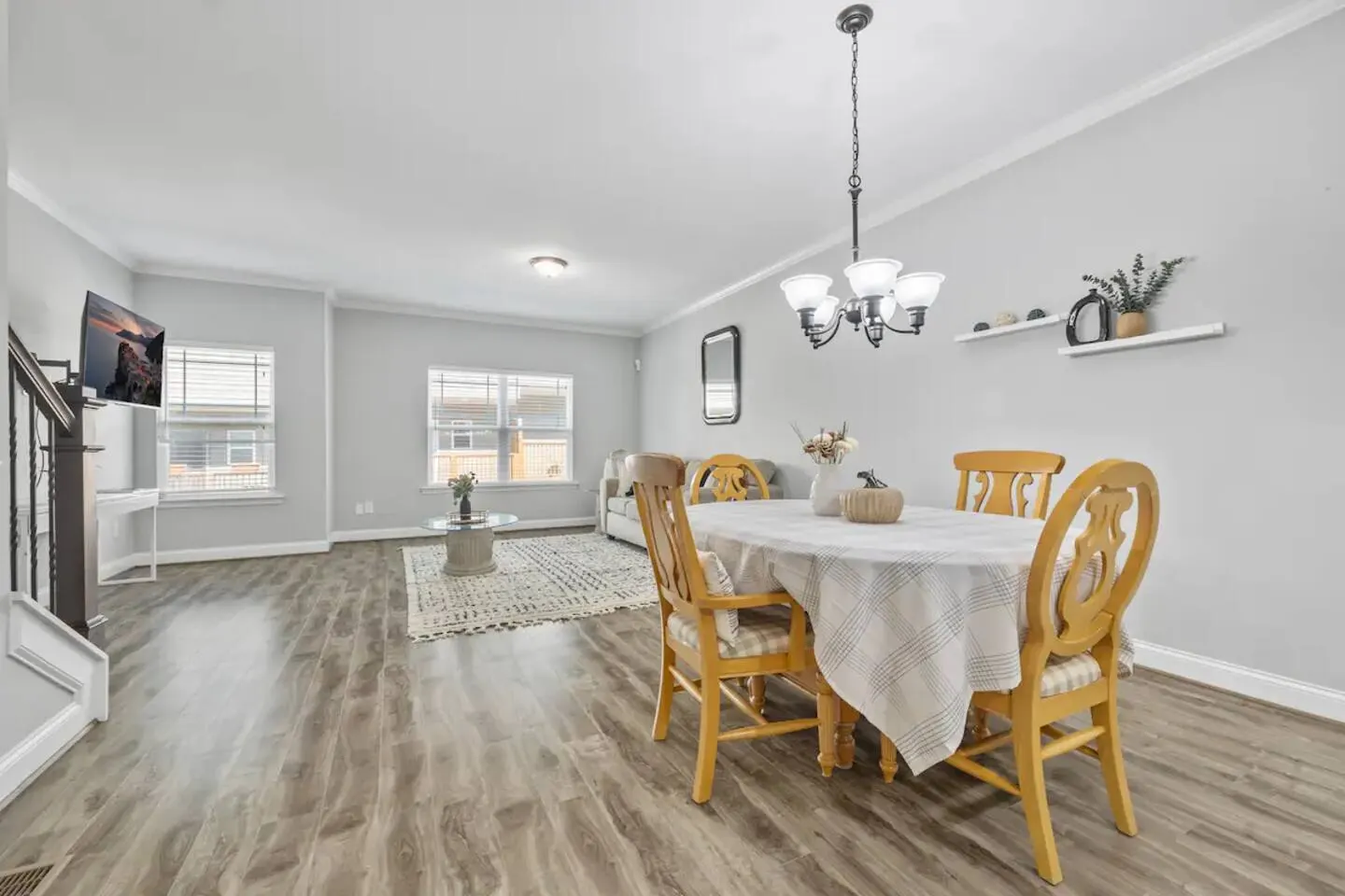 Modern 2BR Townhome Near BeltLine 13