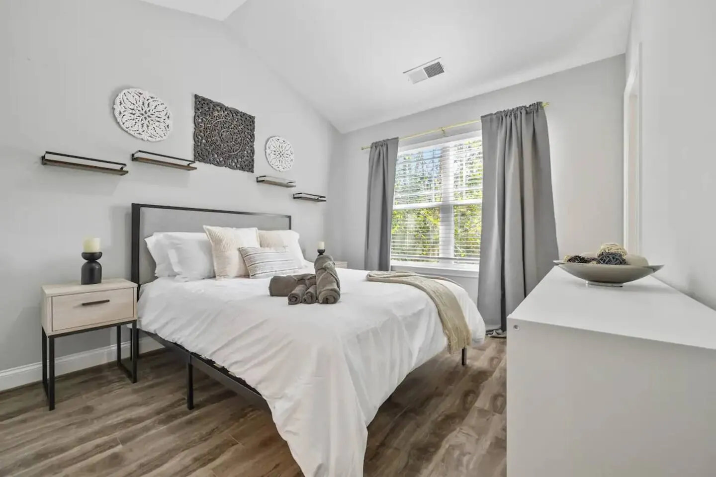 Modern 2BR Townhome Near BeltLine — photo 3