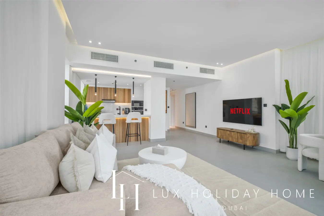 LUX The Majara Marina View Suite 12