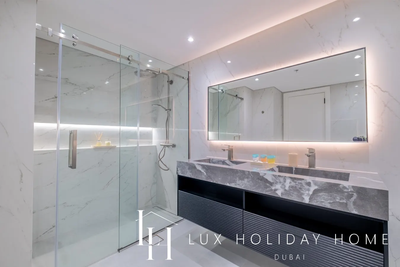 LUX The Majara Marina View Suite 18