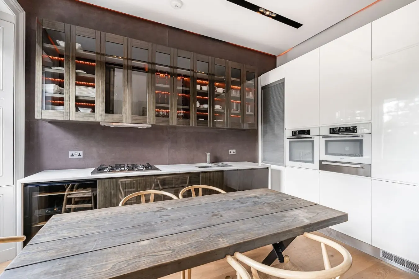 Cadogan Square 3-Bed Elevator Access 15