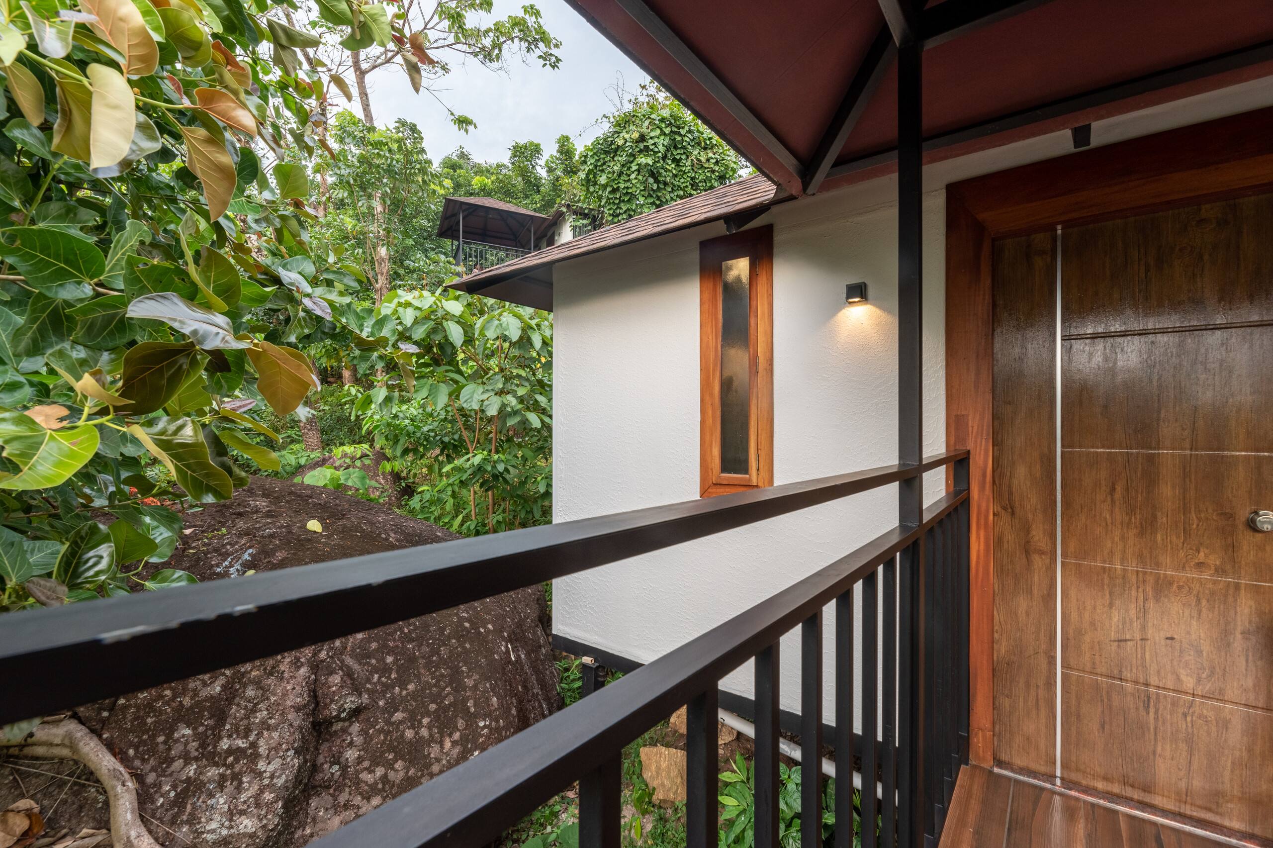 Cottage w pool near Jatayu earth centre | Llavu 31