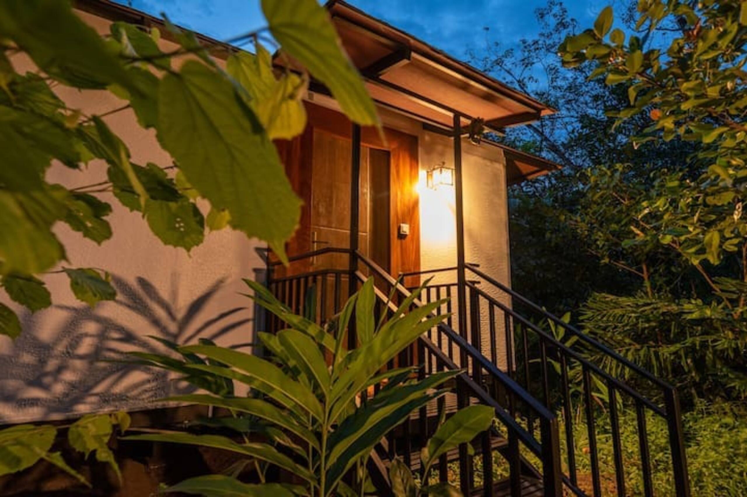 Cottage w pool near Jatayu earth centre | Llavu 2