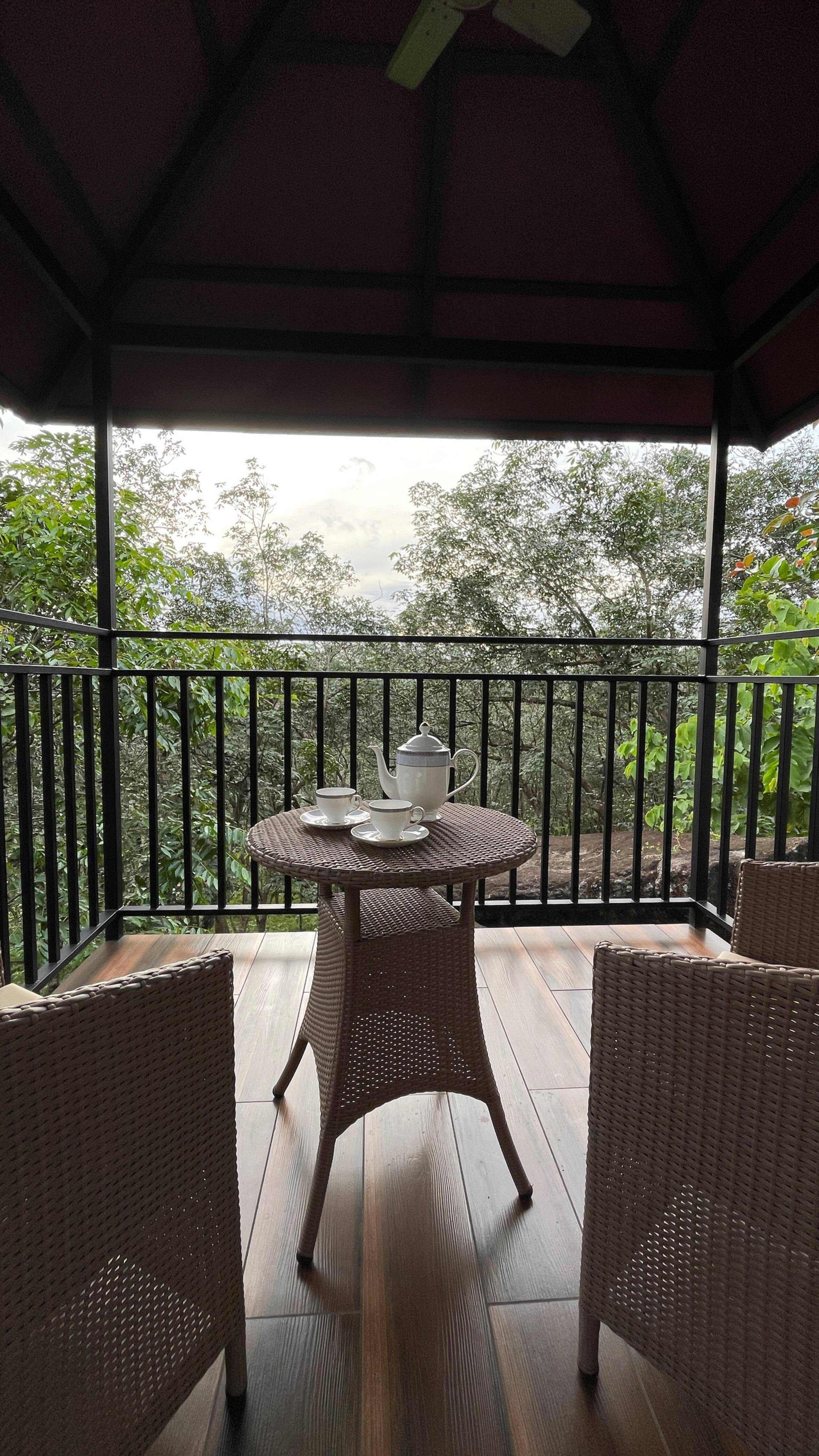 Cottage w pool near Jatayu earth centre | Llavu 29