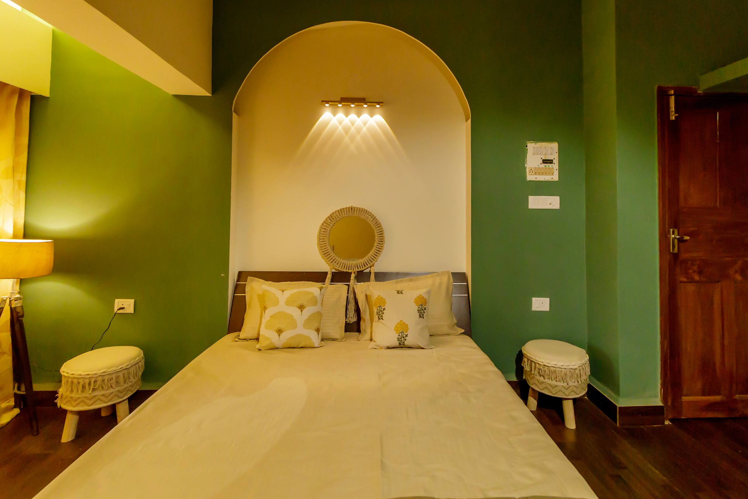 Tesoro villa w/private jacuzzi by Comfort Quarters 31