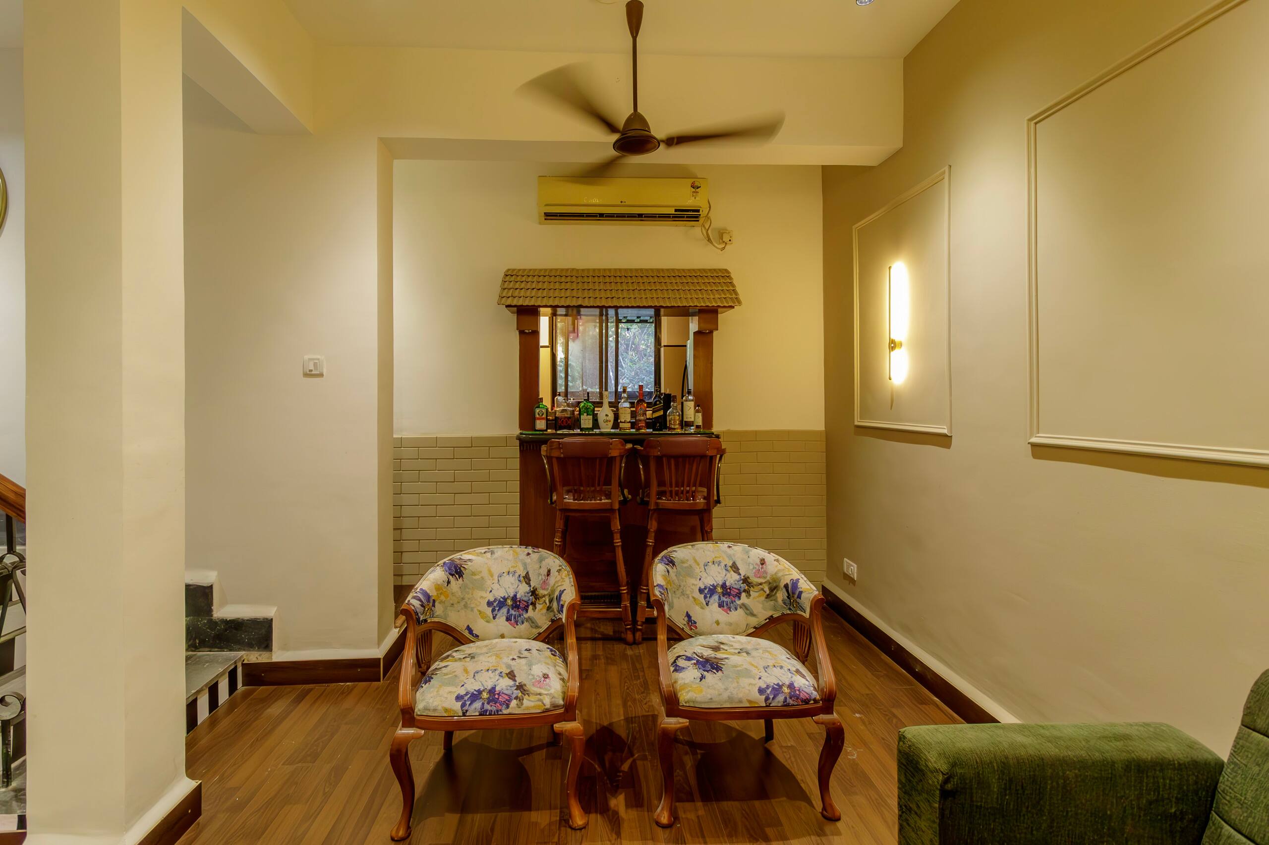 Tesoro villa w/private jacuzzi by Comfort Quarters 13